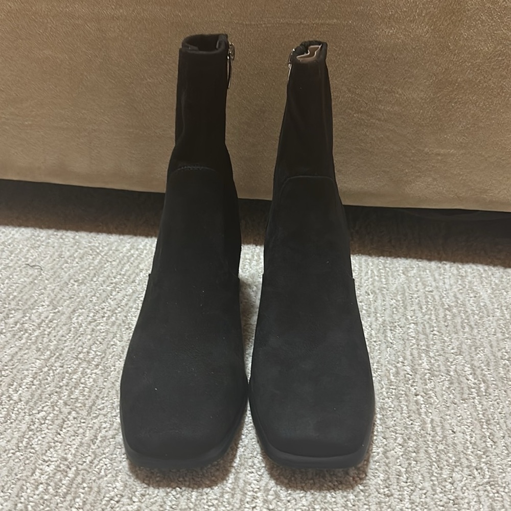 NWT Marc Fisher Rodana Stretch Bootie size 8 - Picture 2 of 7